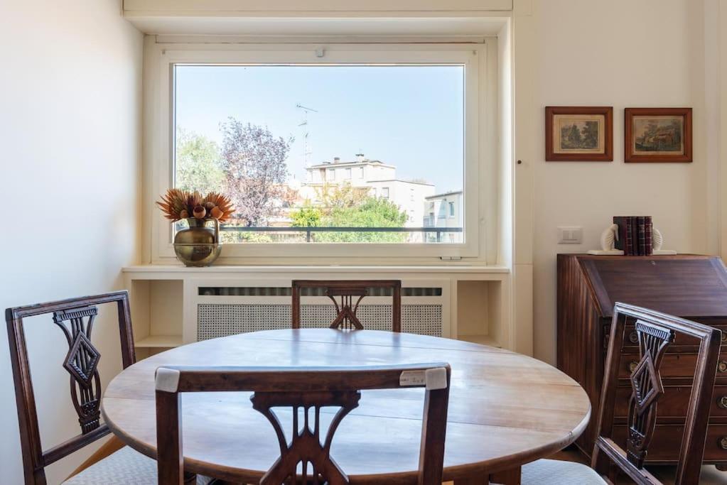 Appartamento Elegante Bilocale San Calocero Milano Esterno foto