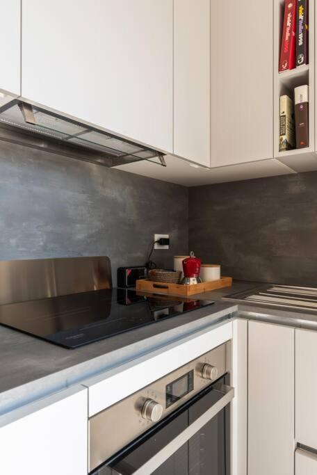 Appartamento Elegante Bilocale San Calocero Milano Esterno foto