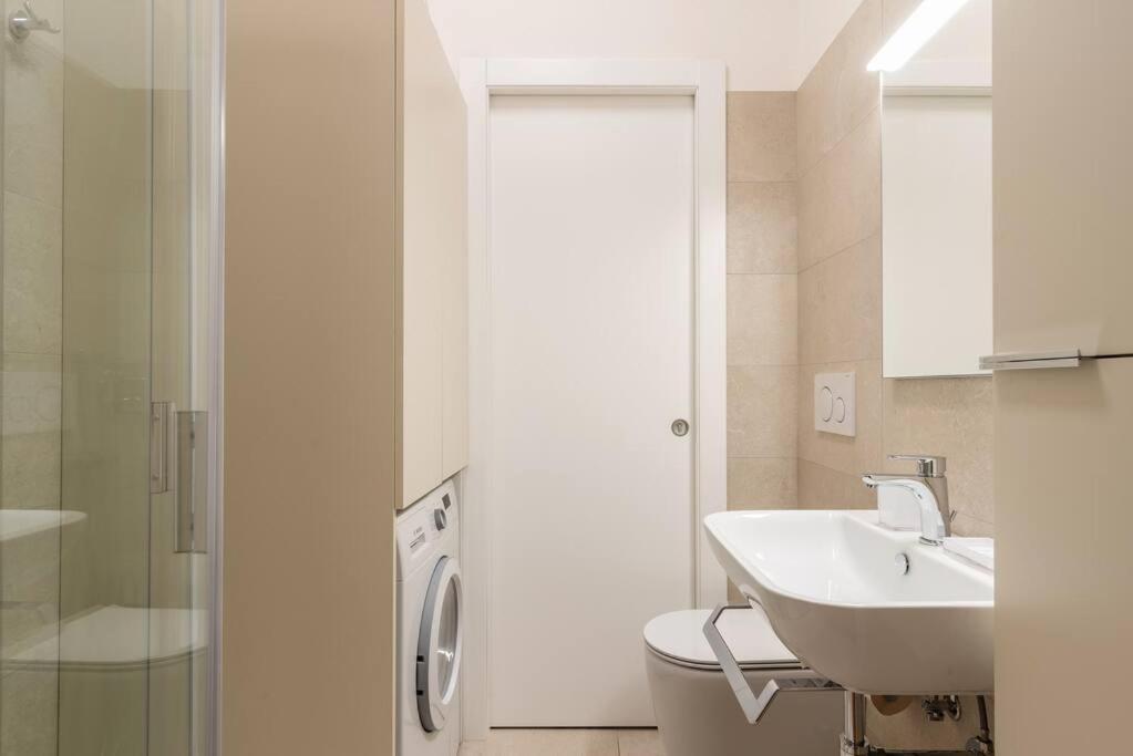 Appartamento Elegante Bilocale San Calocero Milano Esterno foto